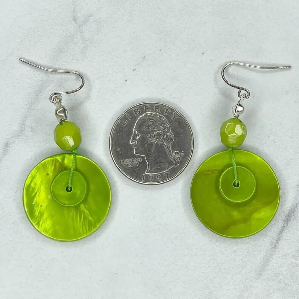 Silver Tone Green Shell Seashell Beaded Dangle Earrings Pierced Pair